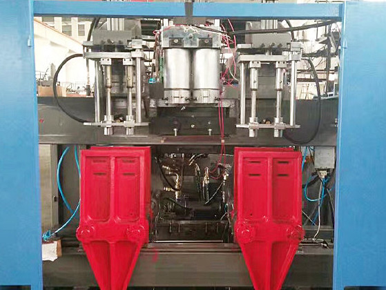 自動中空吹塑機(jī)